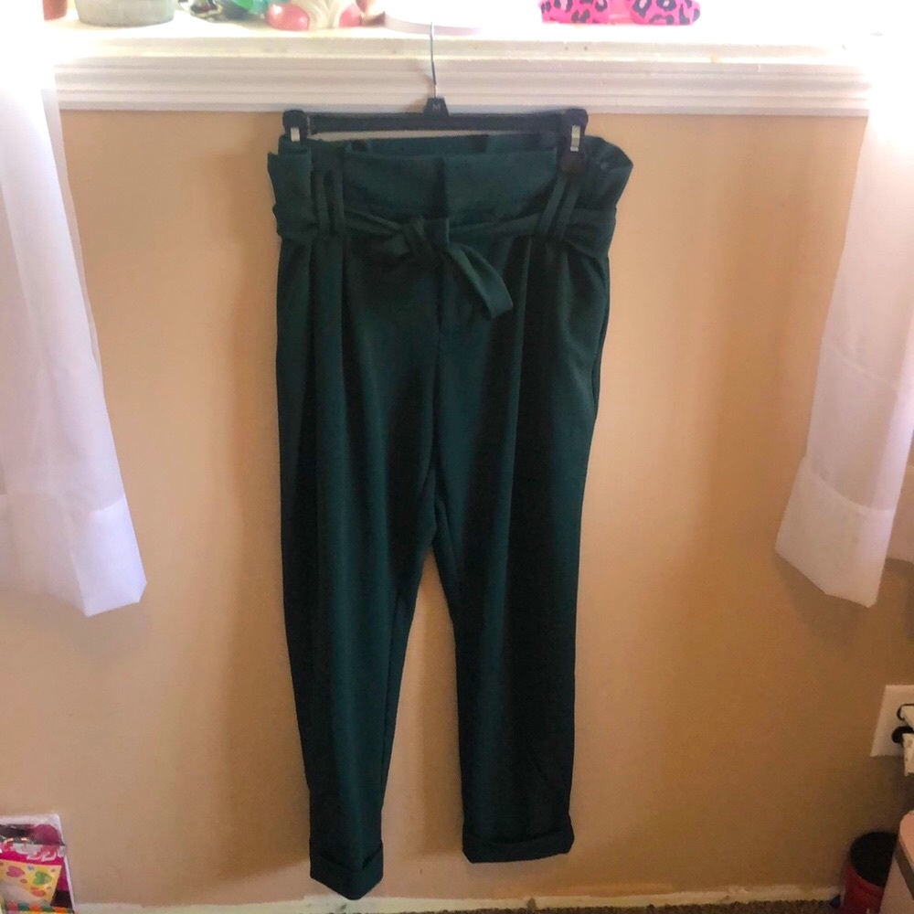 INC International Concepts Green Trousers